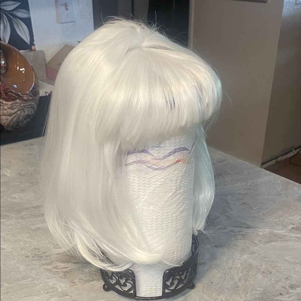 Ladies wig
